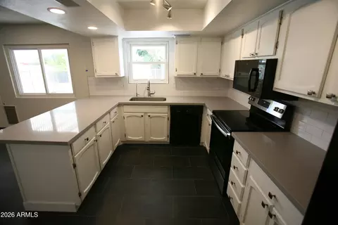 Kitchen - 2741 S S Brks, Mesa, AZ 85202 photo 1 of 5
