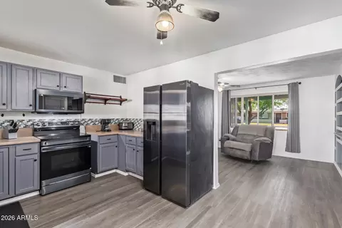 Kitchen - 35 S Doran --, Mesa, AZ 85204 photo 1 of 3