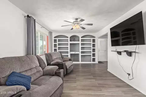 Living - 35 S Doran --, Mesa, AZ 85204 photo 1 of 2
