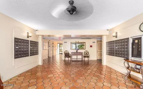 Entry Way - 3033 E Devonshire Ave #2036, Phoenix, AZ 85016 photo 4 of 5