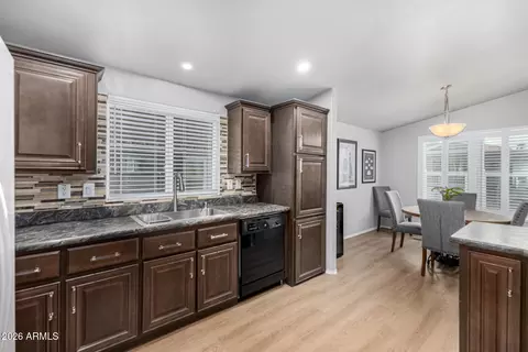 1702 E Michelle Dr, Phoenix, AZ 85022 photo 15