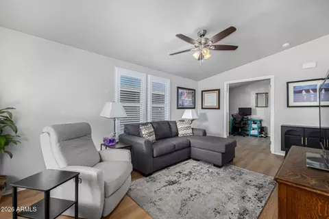1702 E Michelle Dr, Phoenix, AZ 85022 photo 9