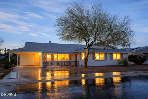 10509 W Snead Dr, Sun City, AZ 85351