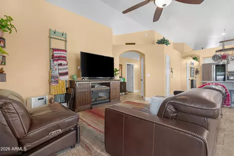 Living - 1513 W Shellfish Dr, Gilbert, AZ 85233 photo 1 of 2
