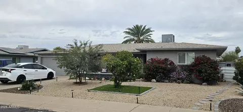 5704 E Dodge St, Mesa, AZ 85205