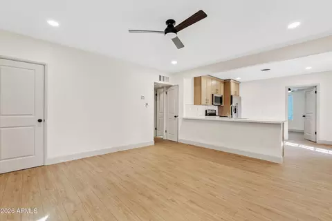 Living - 610 E San Juan Ave, Phoenix, AZ 85012 photo 2 of 5