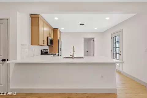 Other - 610 E San Juan Ave, Phoenix, AZ 85012 photo 3 of 8