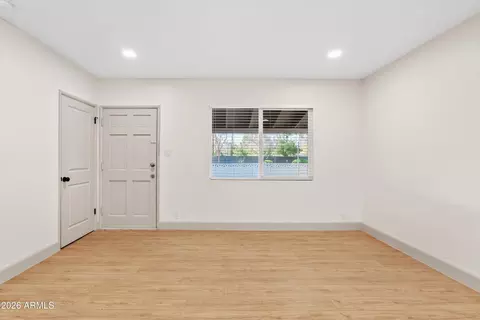 Living - 610 E San Juan Ave, Phoenix, AZ 85012 photo 5 of 5