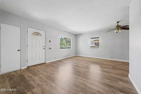 Living - 4232 N 10th St, Phoenix, AZ 85014 photo 2 of 4
