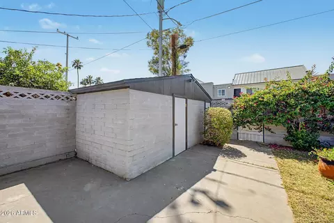 Exterior - 4232 N 10th St, Phoenix, AZ 85014 photo 3 of 5