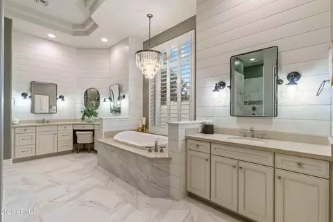 Bath - 3924 E Norcroft Cir, Mesa, AZ 85215 photo 4 of 10