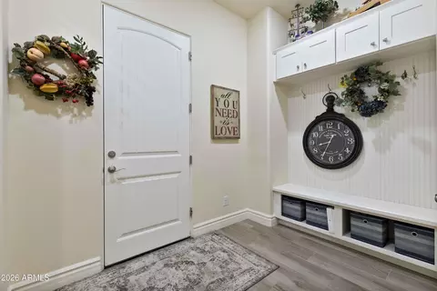 Entry Way - 3924 E Norcroft Cir, Mesa, AZ 85215 photo 3 of 3