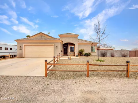 25516 W Hunter Dr, Wittmann, AZ 85361