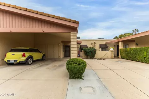 2707 E Shaw Butte Dr, Phoenix, AZ 85028