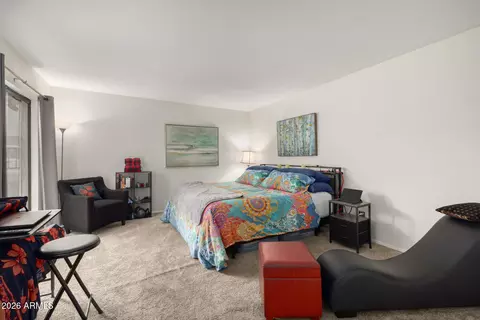 Bedroom - 2707 E Shaw Butte Dr, Phoenix, AZ 85028 photo 1 of 4