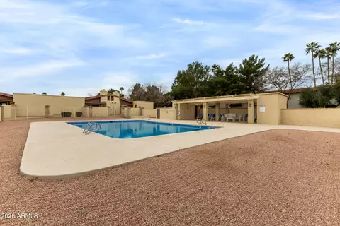 Exterior - 2707 E Shaw Butte Dr, Phoenix, AZ 85028 photo 9 of 9