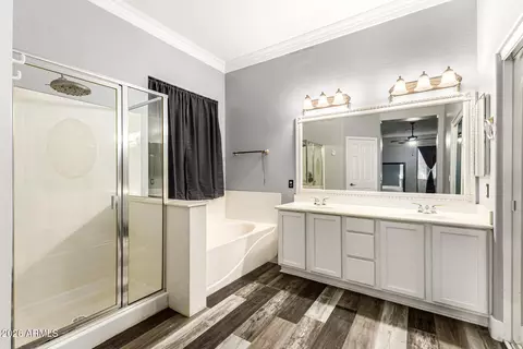 Bath - 3283 E Red Oak Ln, Gilbert, AZ 85297 photo 1 of 5