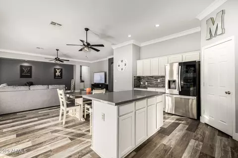 Kitchen - 3283 E Red Oak Ln, Gilbert, AZ 85297 photo 1 of 6