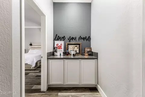 Entry Way - 3283 E Red Oak Ln, Gilbert, AZ 85297 photo 4 of 6