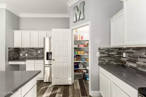 Kitchen - 3283 E Red Oak Ln, Gilbert, AZ 85297 photo 6 of 6