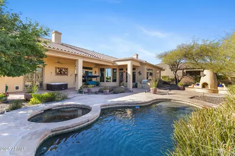 41601 N River Bend Rd, Anthem, AZ 85086