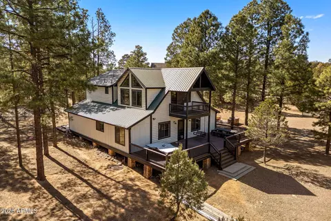 3310 Tonto Dr, Overgaard, AZ 85933
