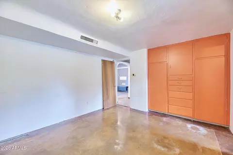 Bedroom - 327 E Medlock Dr, Phoenix, AZ 85012 photo 6 of 6