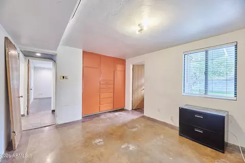 Bedroom - 327 E Medlock Dr, Phoenix, AZ 85012 photo 5 of 6