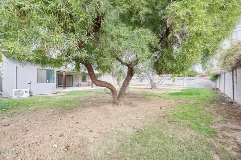 Exterior - 327 E Medlock Dr, Phoenix, AZ 85012 photo 3 of 5