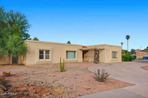 Exterior - 3462 E Hearn Rd, Phoenix, AZ 85032 photo 3 of 10