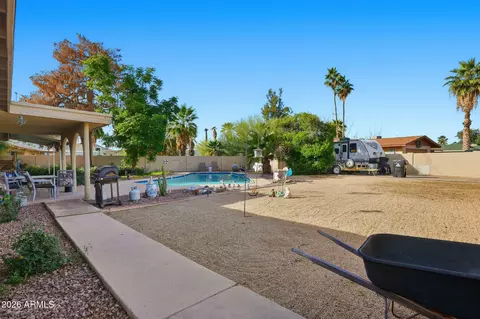 Exterior - 3462 E Hearn Rd, Phoenix, AZ 85032 photo 6 of 10