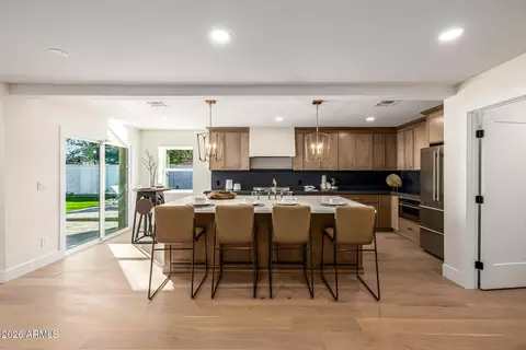 Kitchen - 3423 E Beryl Ln, Phoenix, AZ 85028 photo 5 of 6