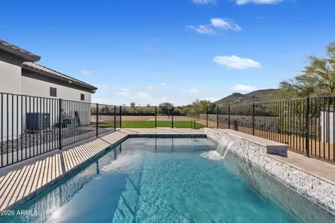 Exterior - 1617 W Maddock Rd, Phoenix, AZ 85086 photo 8 of 8