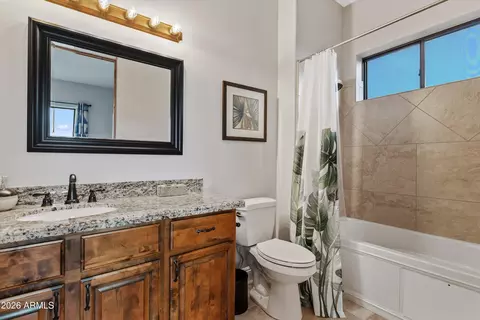 Bath - 1617 W Maddock Rd, Phoenix, AZ 85086 photo 2 of 6