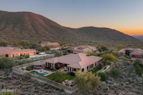11368 E Winchcomb Dr, Scottsdale, AZ 85255
