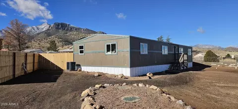 7206 S Hall Dr, Hereford, AZ 85615