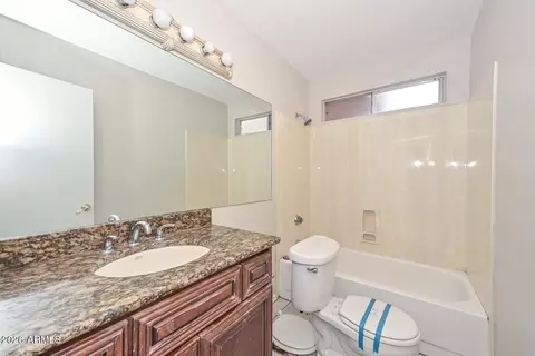 Bath - 14 E Piute Ave, Phoenix, AZ 85024 photo 5 of 10
