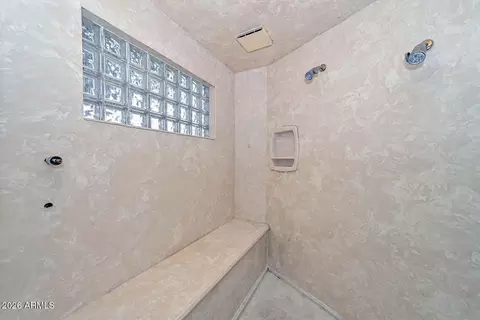 Bath - 14 E Piute Ave, Phoenix, AZ 85024 photo 6 of 10