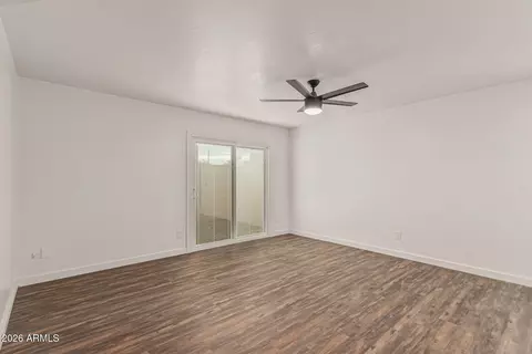 Living - 1102 E Pierce St, Phoenix, AZ 85006 photo 2 of 2