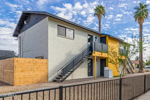 Exterior - 1102 E Pierce St, Phoenix, AZ 85006 photo 2 of 3