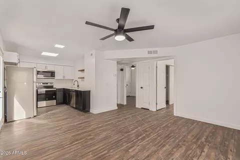 Living - 1102 E Pierce St, Phoenix, AZ 85006 photo 1 of 2