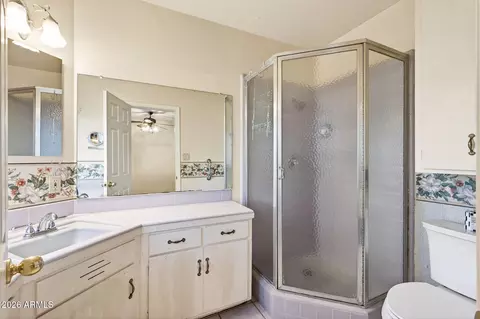Bath - 7730 N 7th Ave, Phoenix, AZ 85021 photo 1 of 2