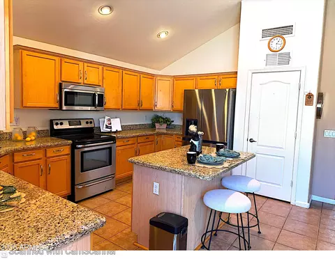Kitchen - 11058 E Cholla Rd, Mesa, AZ 85207 photo 1 of 3