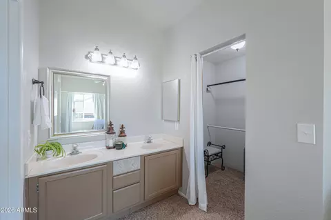 Bath - 1214 E Hearne Way, Gilbert, AZ 85234 photo 4 of 5