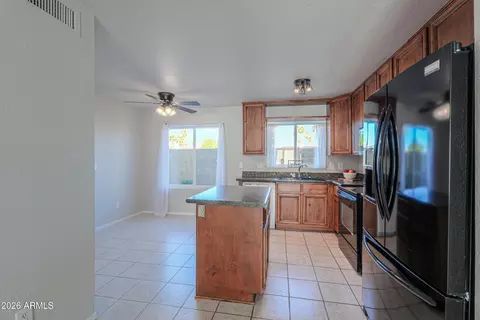 Kitchen - 1214 E Hearne Way, Gilbert, AZ 85234 photo 6 of 6