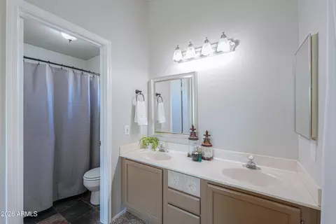 Bath - 1214 E Hearne Way, Gilbert, AZ 85234 photo 3 of 5