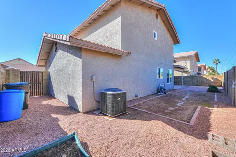 Exterior - 1214 E Hearne Way, Gilbert, AZ 85234 photo 4 of 5