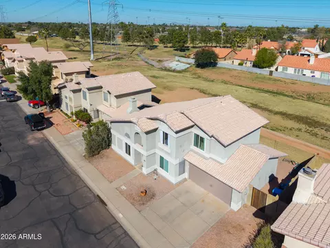 View/Area - 1214 E Hearne Way, Gilbert, AZ 85234 photo 3 of 7