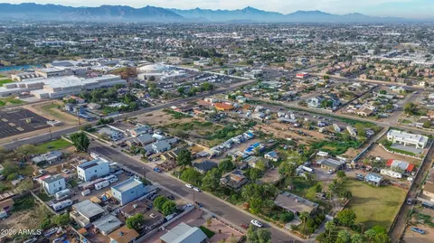 832 E Roeser Rd #-, Phoenix, AZ 85040 photo 13