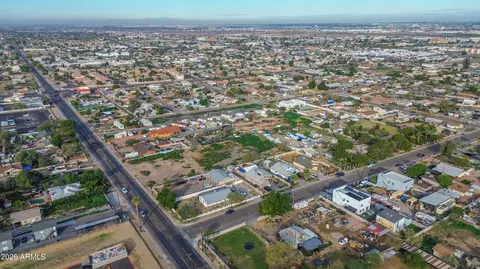 832 E Roeser Rd #-, Phoenix, AZ 85040 photo 4